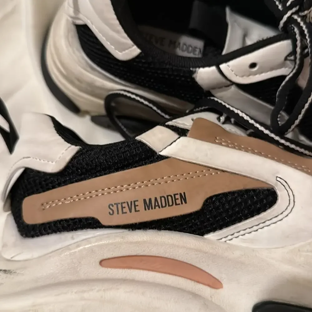 Steve Madden Possession Sneakers Black/Tan size women's 10